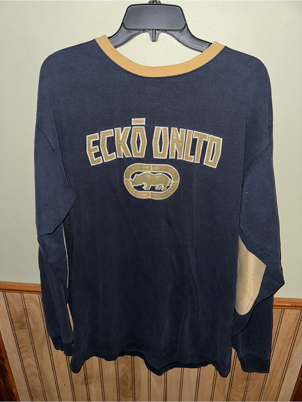 Y2K Ecko Unlimited Men's Navy Crewneck with Tan Accents